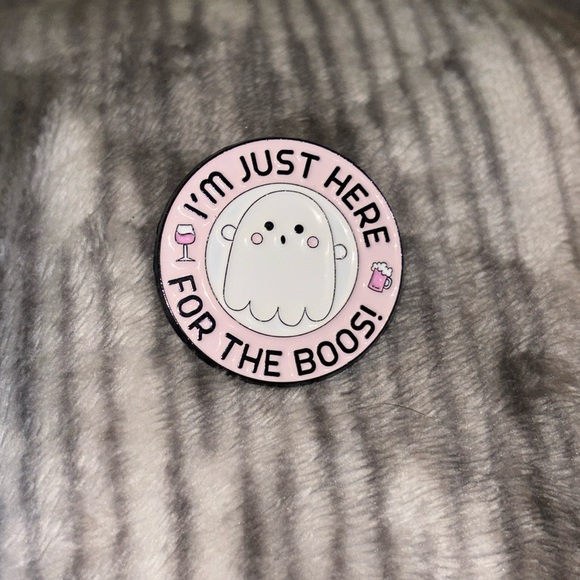 I’m Just Here for the Boos Pastel Pink & White Halloween Ghost Enamel Pin - Picture 1 of 2